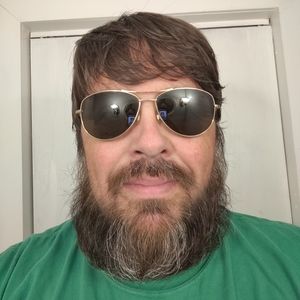 Meet your Posher, Hi I'm James!